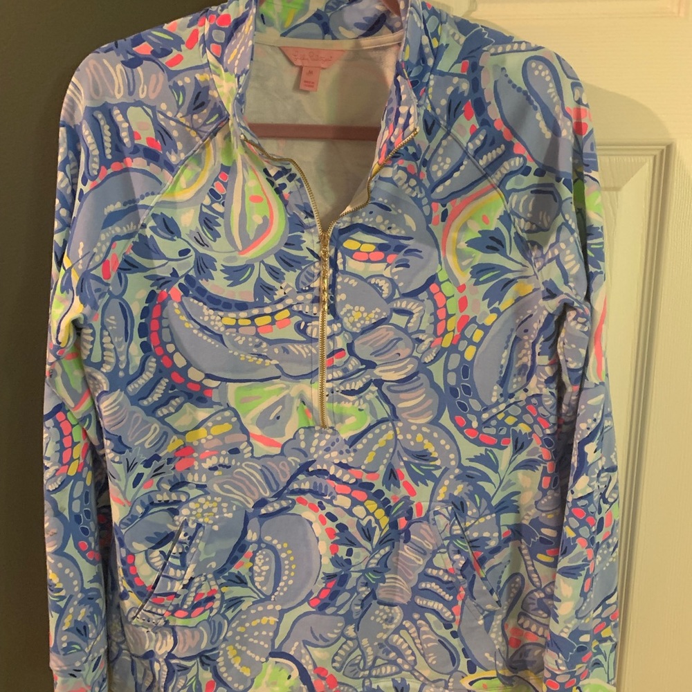 Size medium Lilly Pulitzer 1/4 Zip Pullover